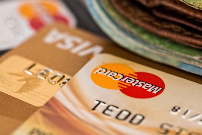 仮払金と立替金の違いは？従業員の立替経費を正しく管理する方法